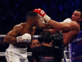 Joshua mept Klitschko tegen het canvas in uitverkocht Wembley