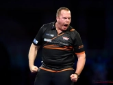 🎥 Dirk van Duijvenbode is als eerste aan zet op het WK Darts deze middag: zijn opkomst is op zijn minst zeer speciaal te noemen