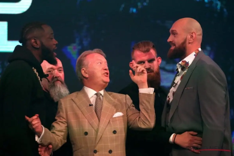 ? Knotsgekke toestanden: boksers zetten gevecht al bijna in tijdens persconferentie